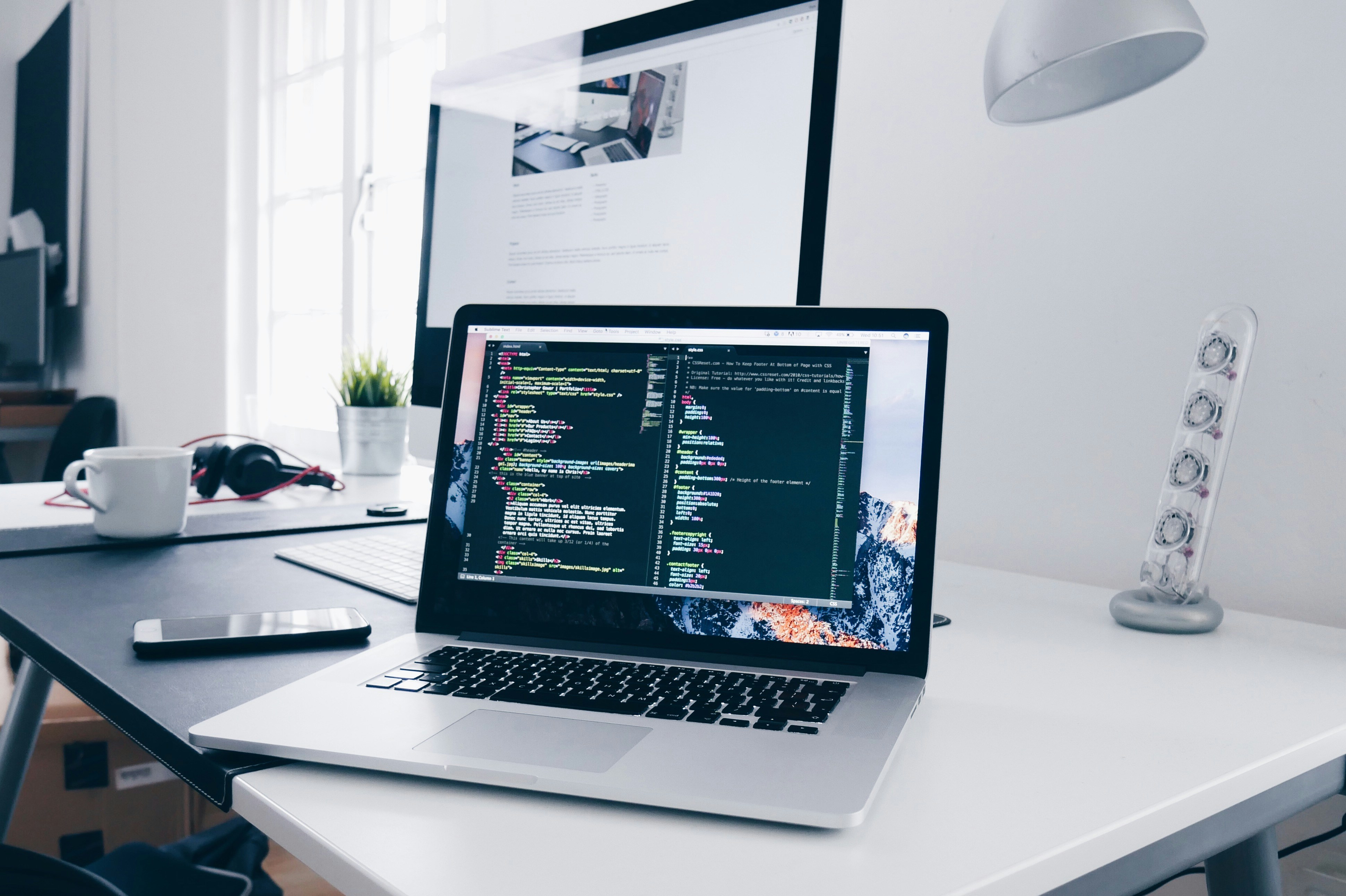 Fundamental Framework Laravel 12 untuk Pemula
